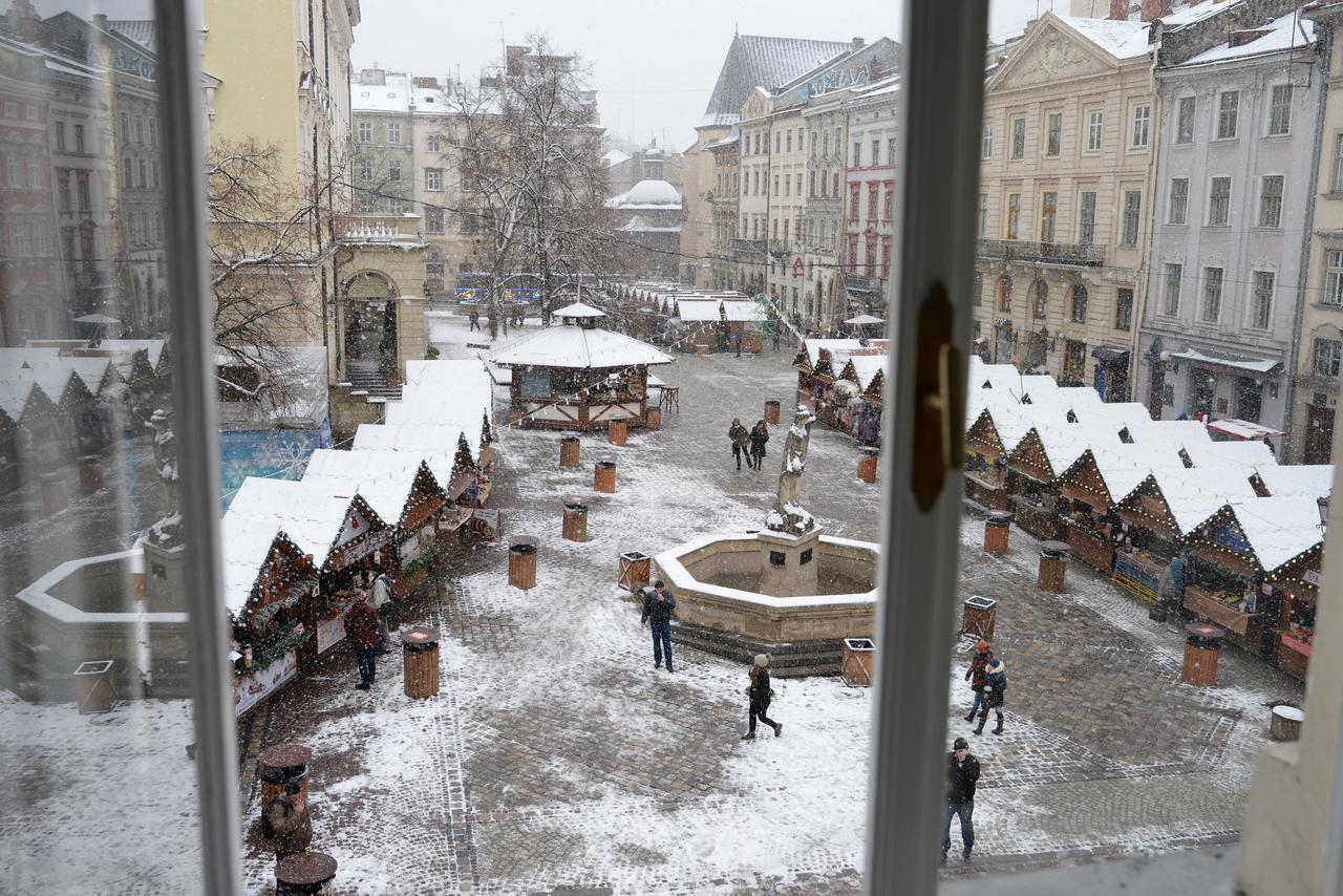 Free People Hostel Lviv Exterior foto
